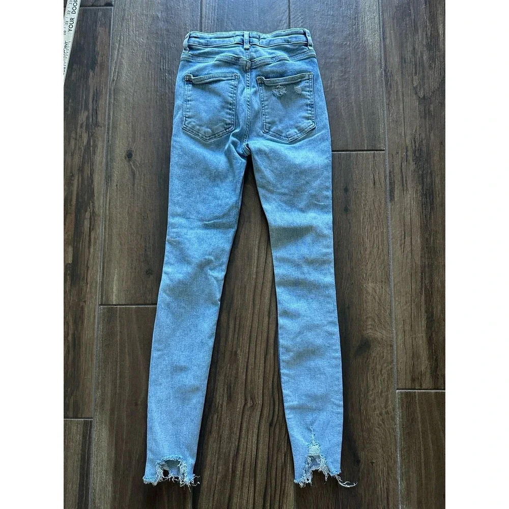 Free People Twenty 4 Ripped High Rise Button Fly Skinny Jeans Light Wash‎