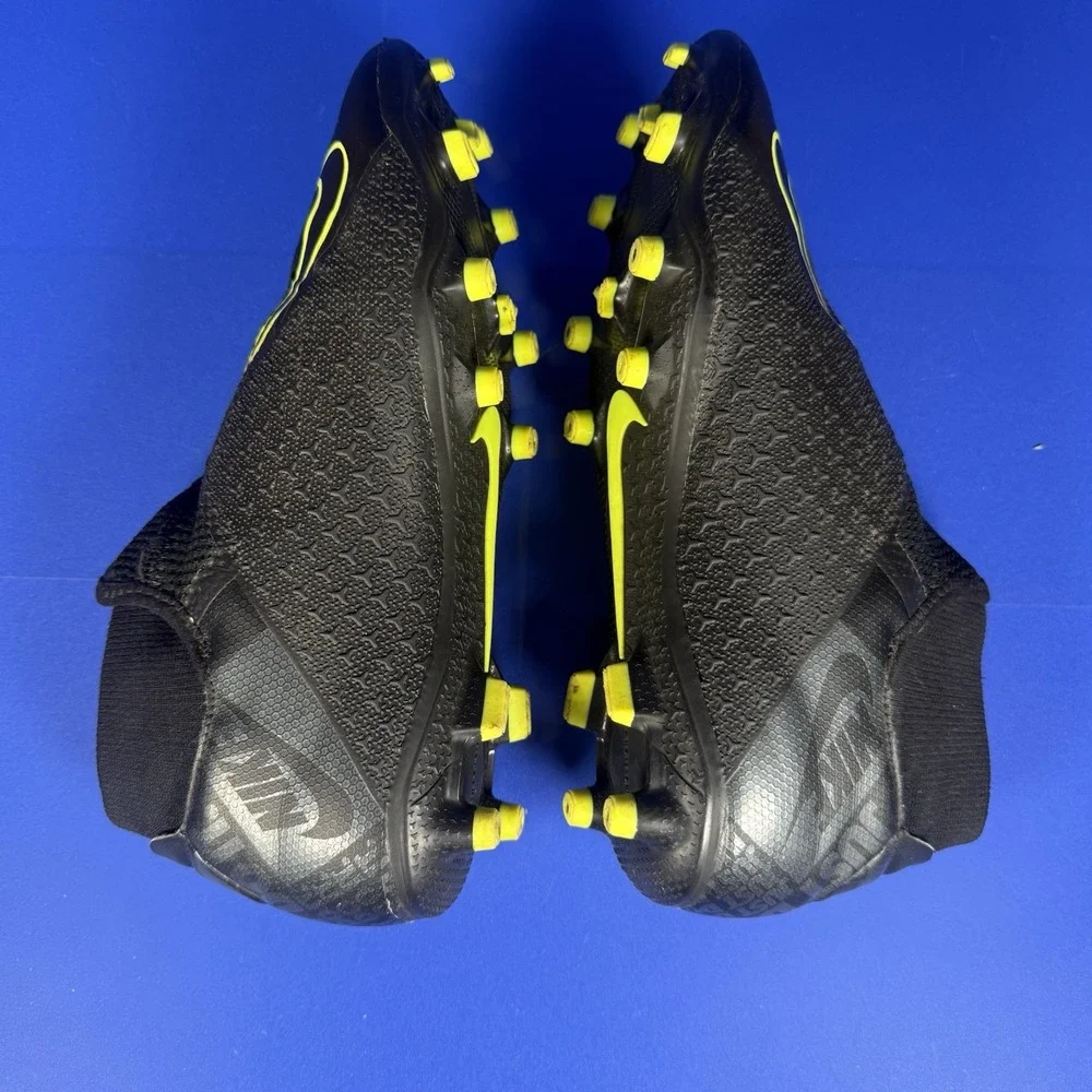 Nike phantom vision