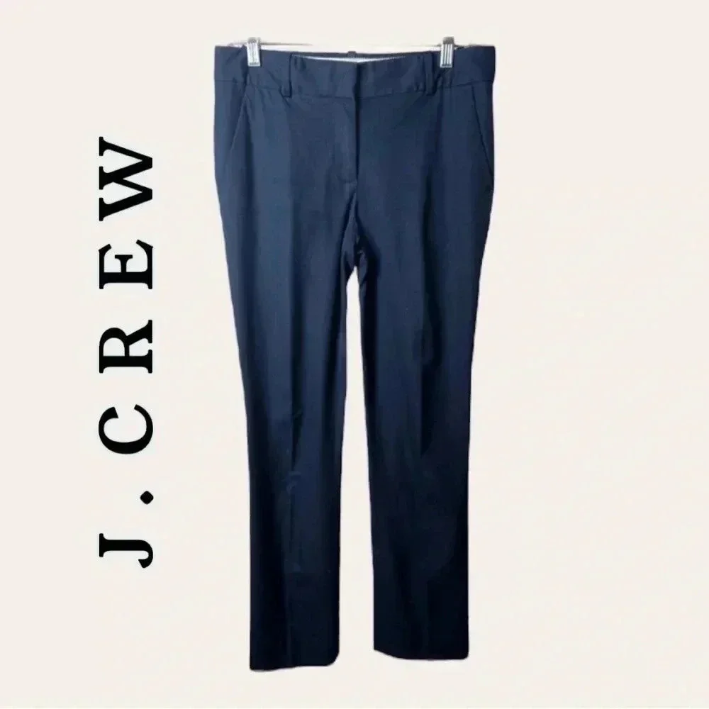 0062. J. CREW CHINO TROUSER‎ NAVY BLUE IN COLOR SIZE 2