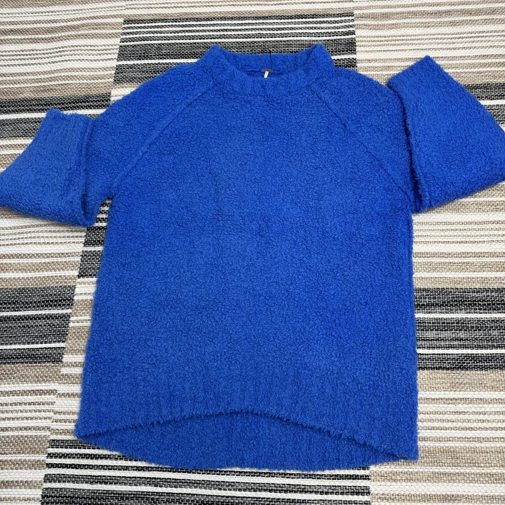 Free People Teddy Sweater Women's Small Blue Mock Neck Boucle‎ Pullover Knit