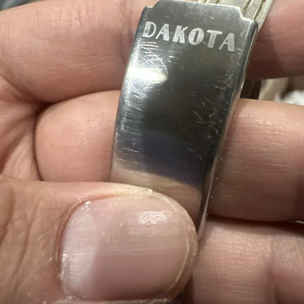 Dakota new battery