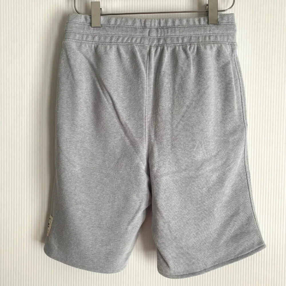 Under Armour youth medium