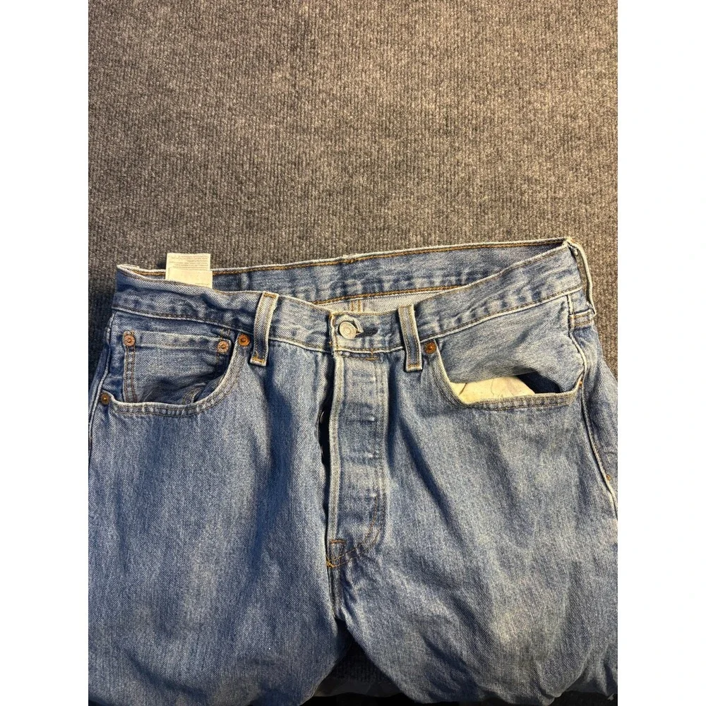 Levis business fly shipping