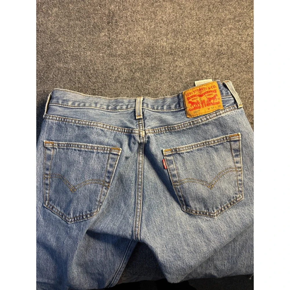 Levis used all fit