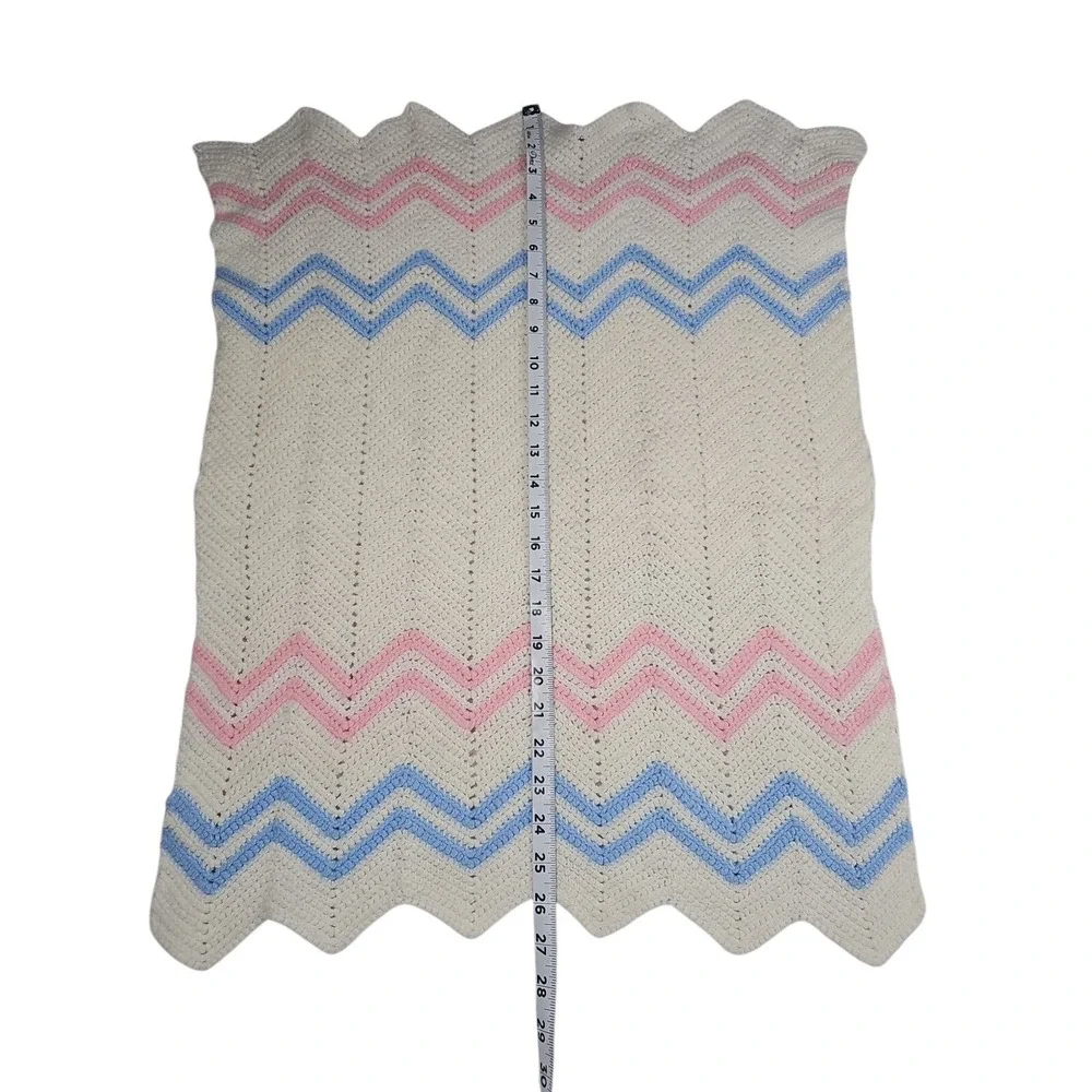 Handmade‎ Crochet Baby Blanket Set Chevron Pink Blue White