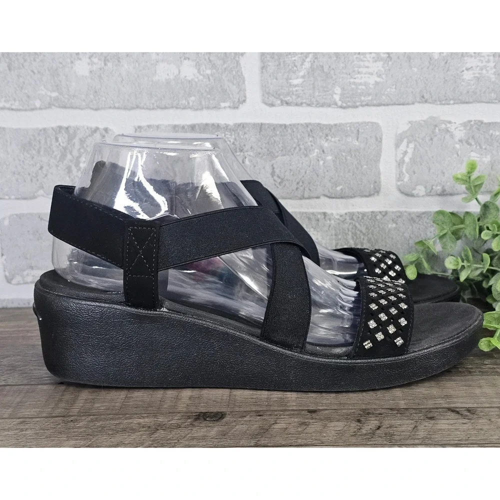 Skechers rumblers solar