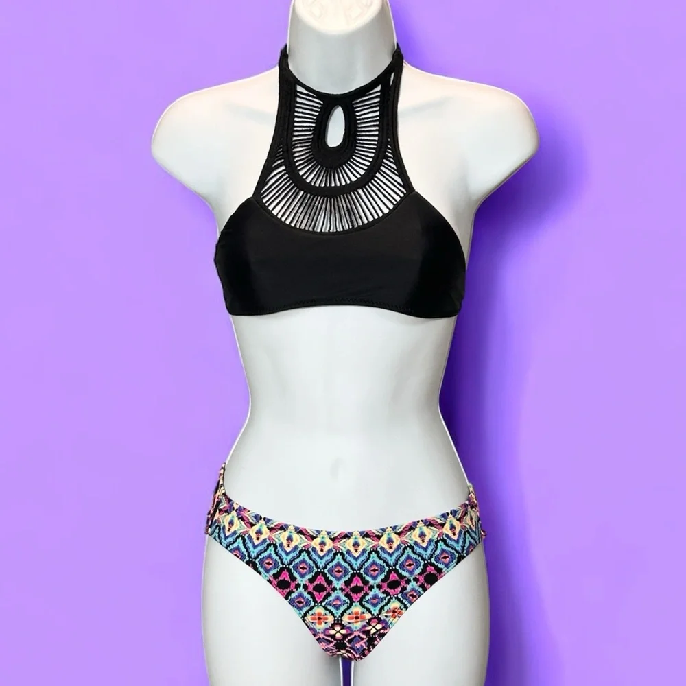 Low Rise Bikini Set Black High Neck‎ Macrame Tribal xsmall / small