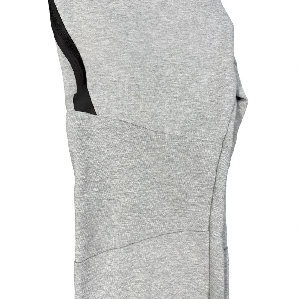 Nike tech fleece