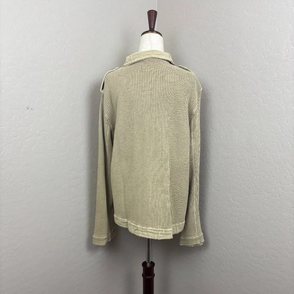 Free People details style