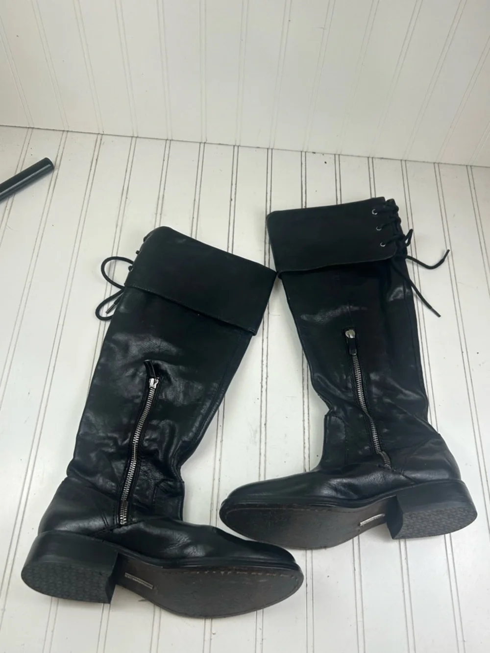 Vince Camuto vince camuto