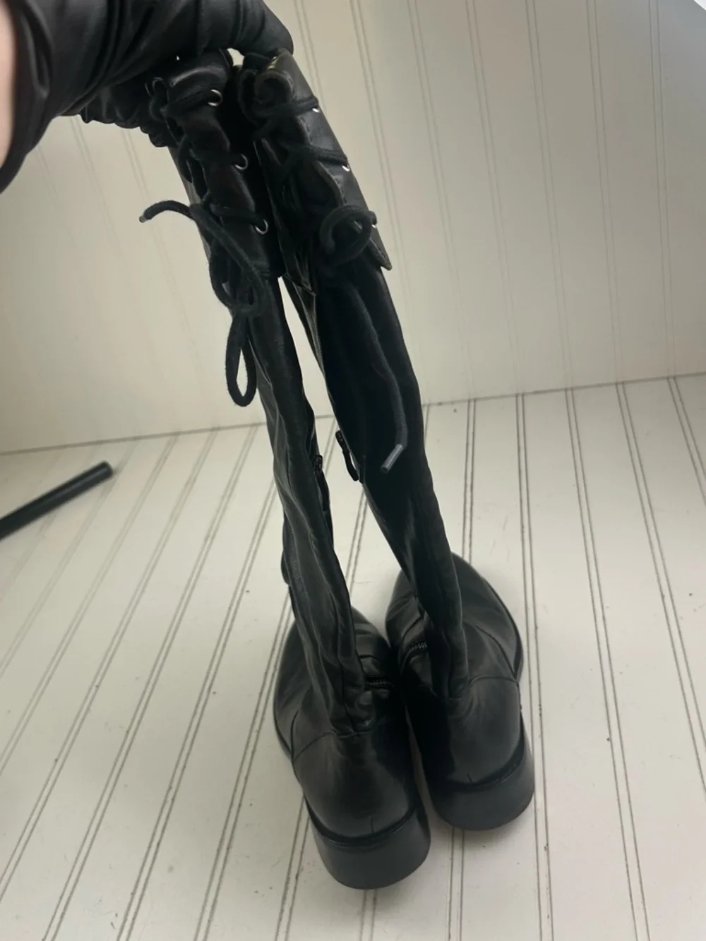 Vince Camuto vince camuto