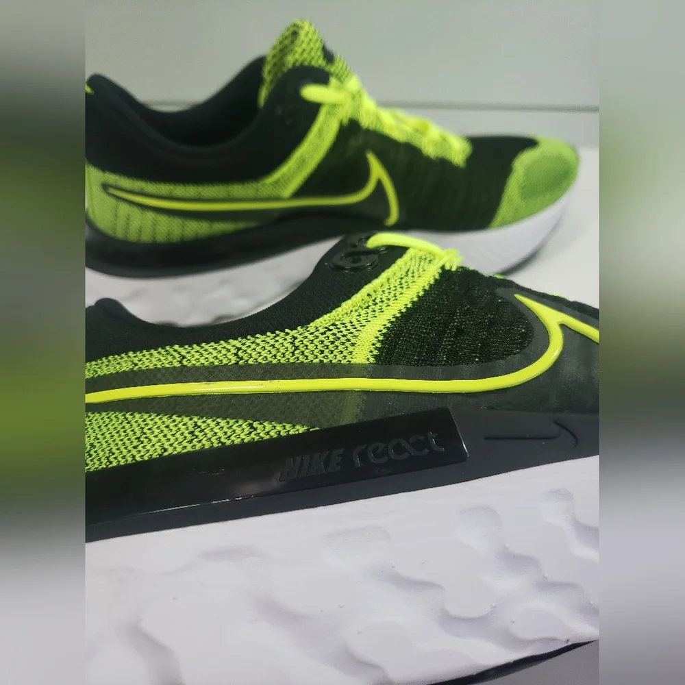 Nike supported volt