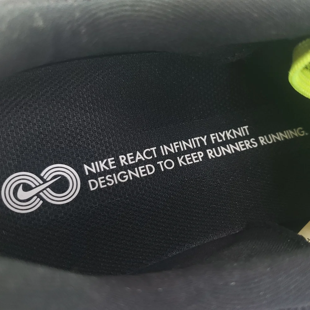 Nike unmistakable balanced support