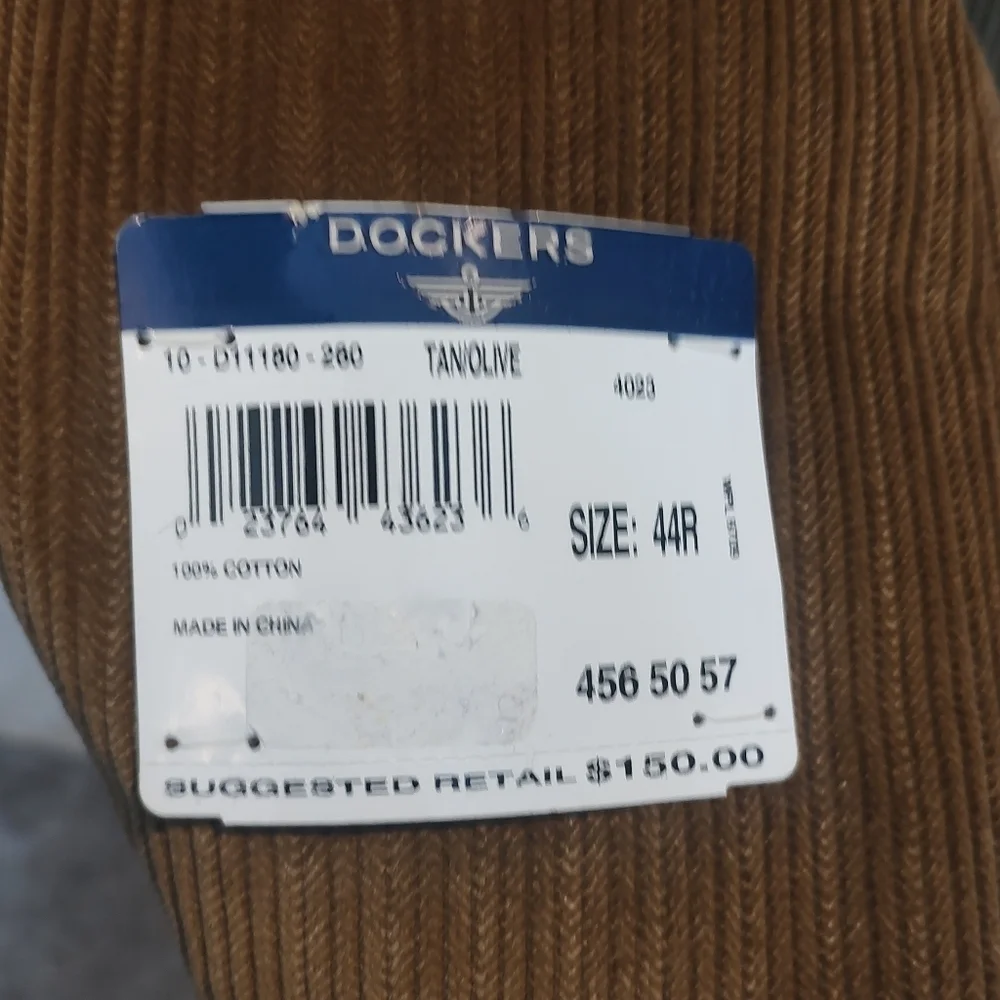 Dockers 44r corduroy