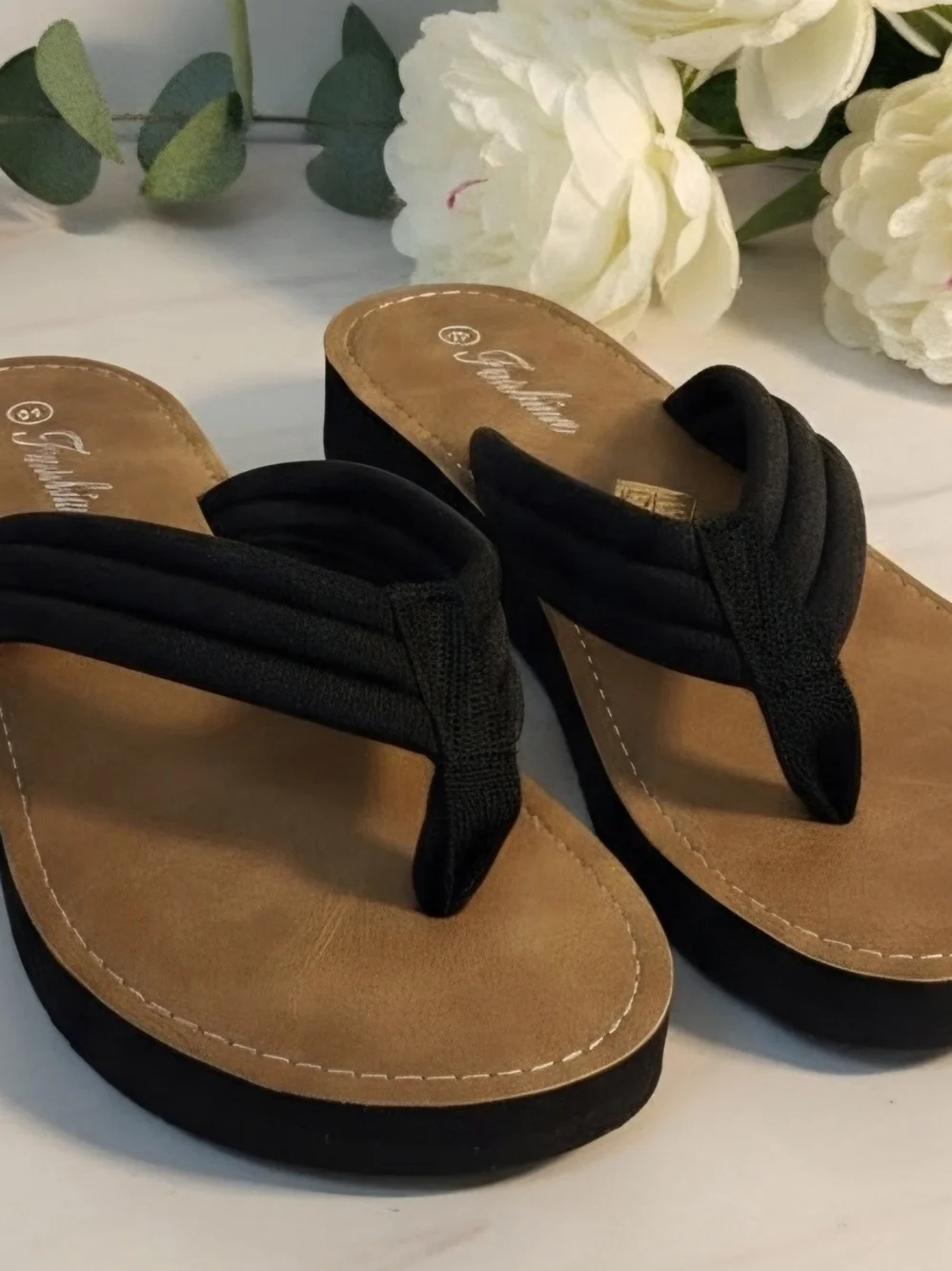 Fashion Forms footbed thong all