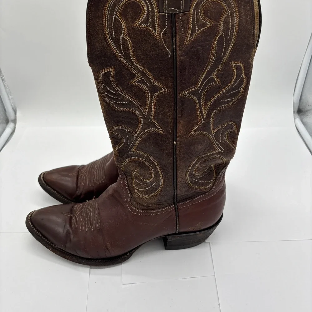 Hondo women brown