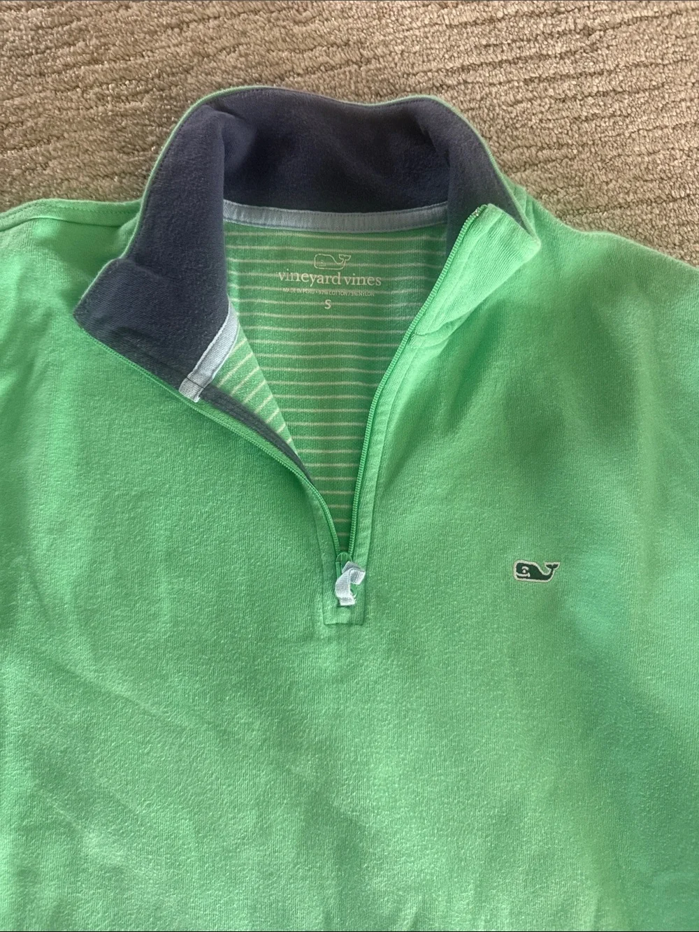 Vineyard Vines lightweight quarter