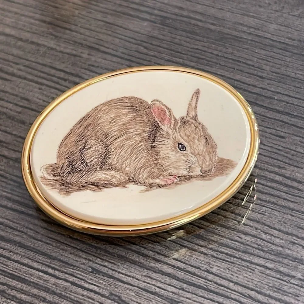 Vintage oval shaped