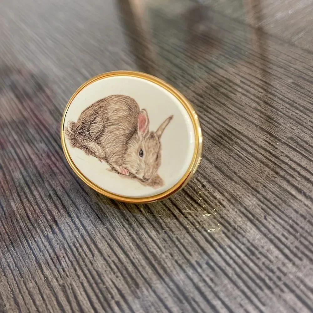 Vintage oval shaped
