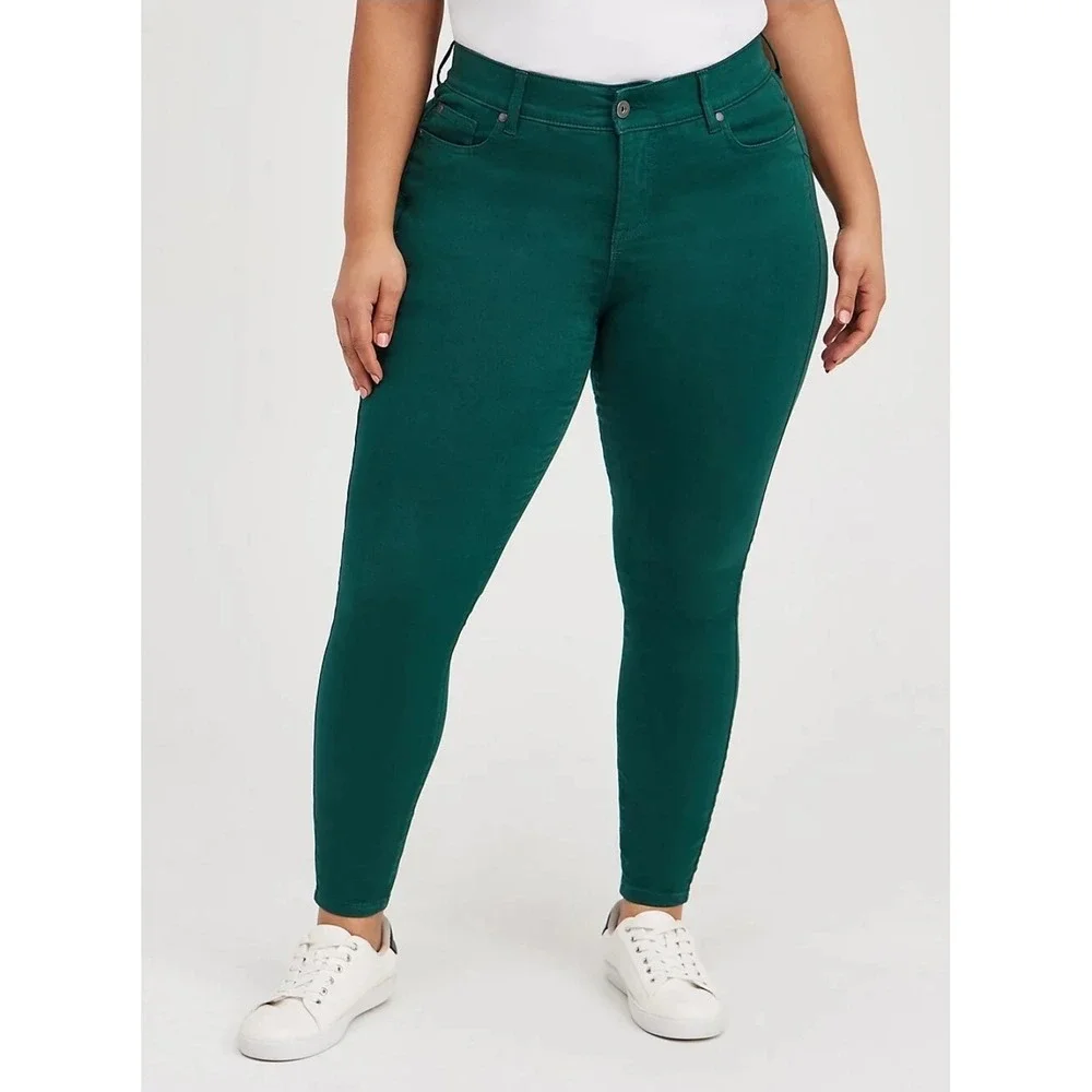 Torrid Bombshell Skinny‎ Jean Plus Size 16 Super Soft Green