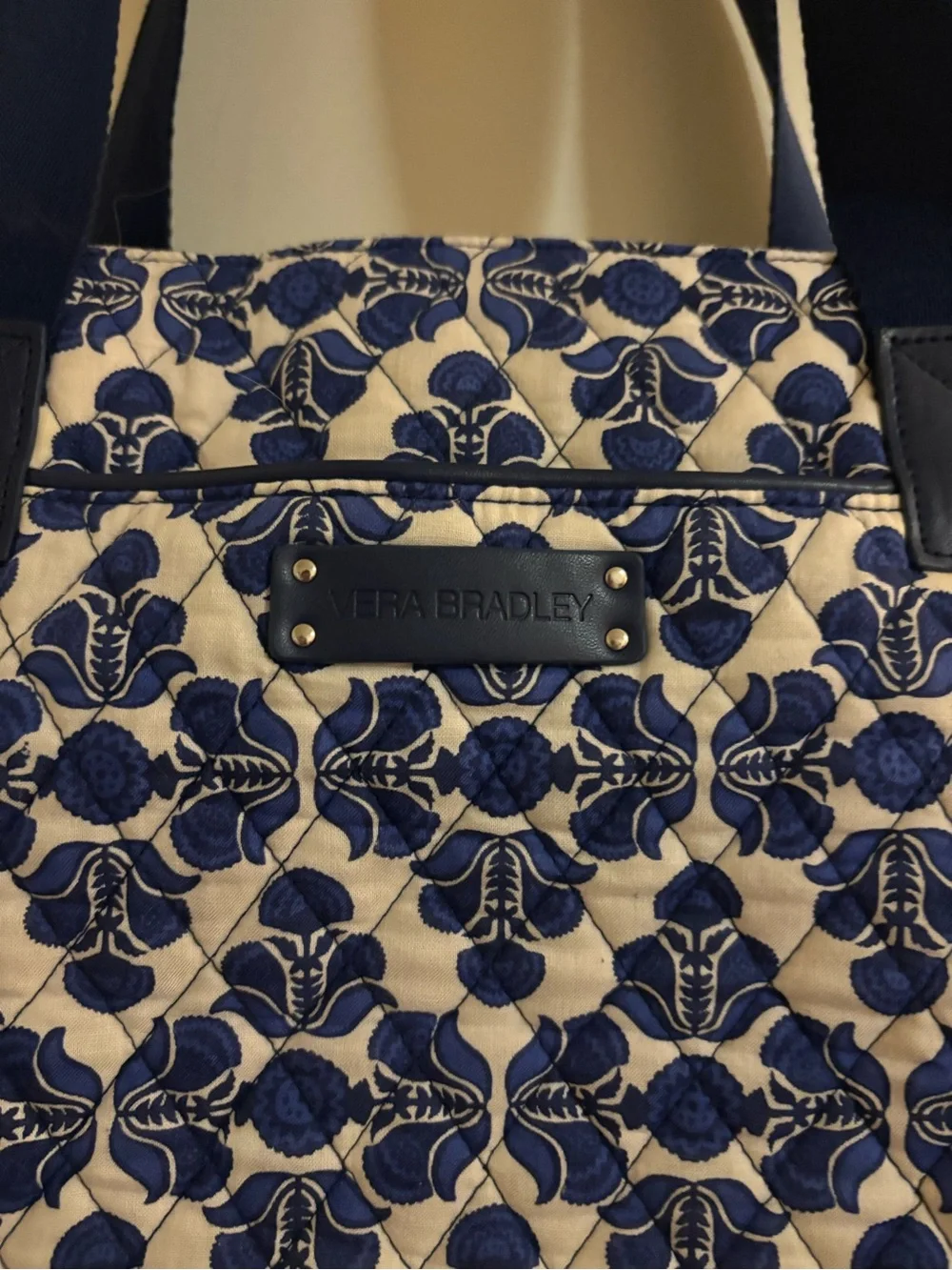 N/A stylish quilted