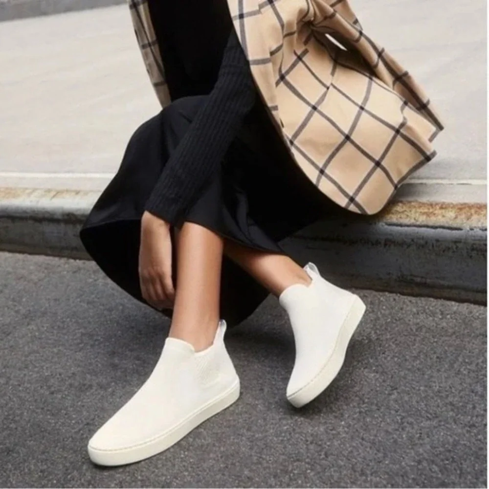 Rothy's The Chelsea Boot‎ in White Women's Size 11.5
