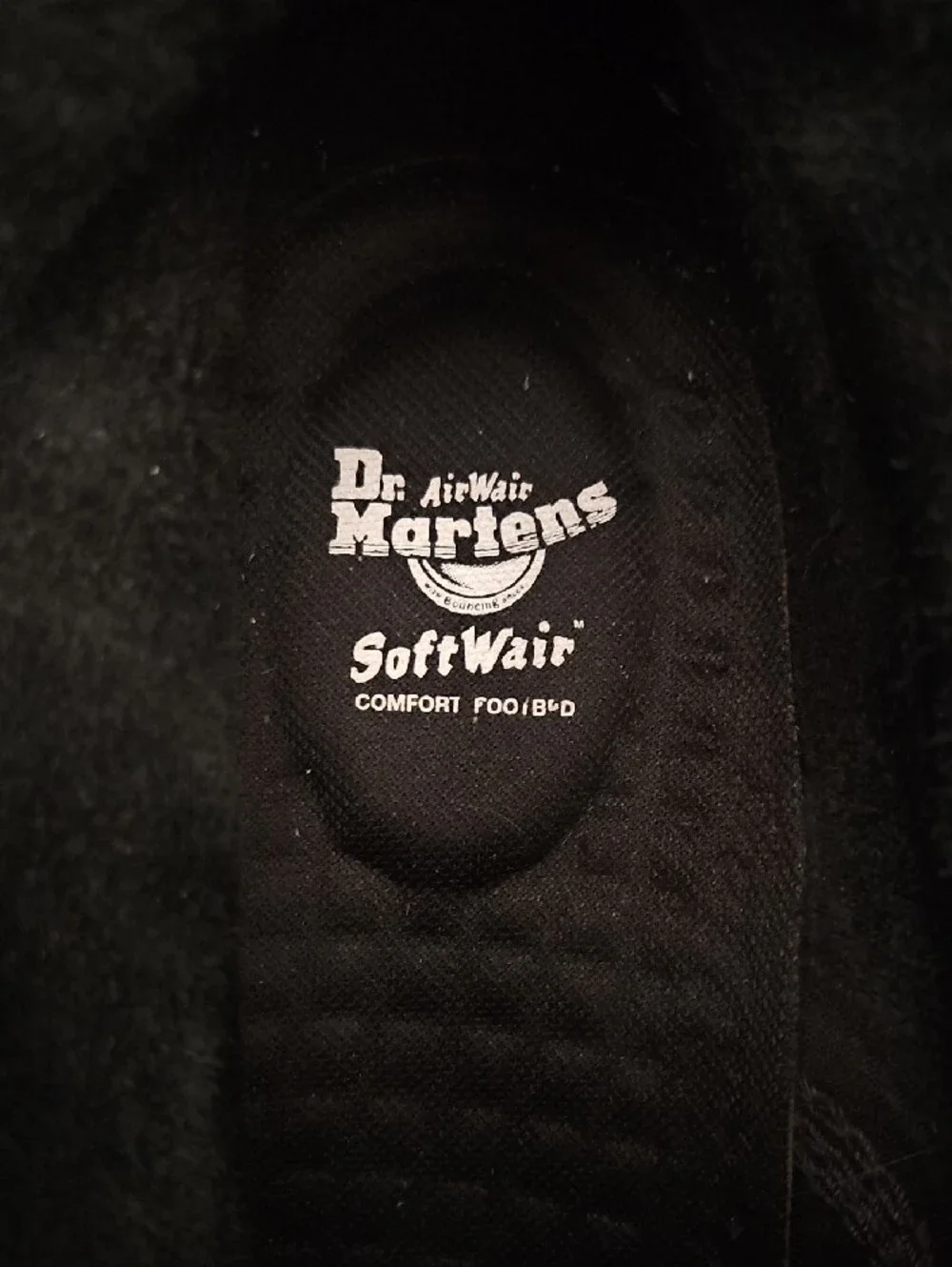 Dr. Martens sturdy black