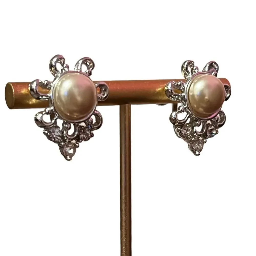 N/A vintage pearl