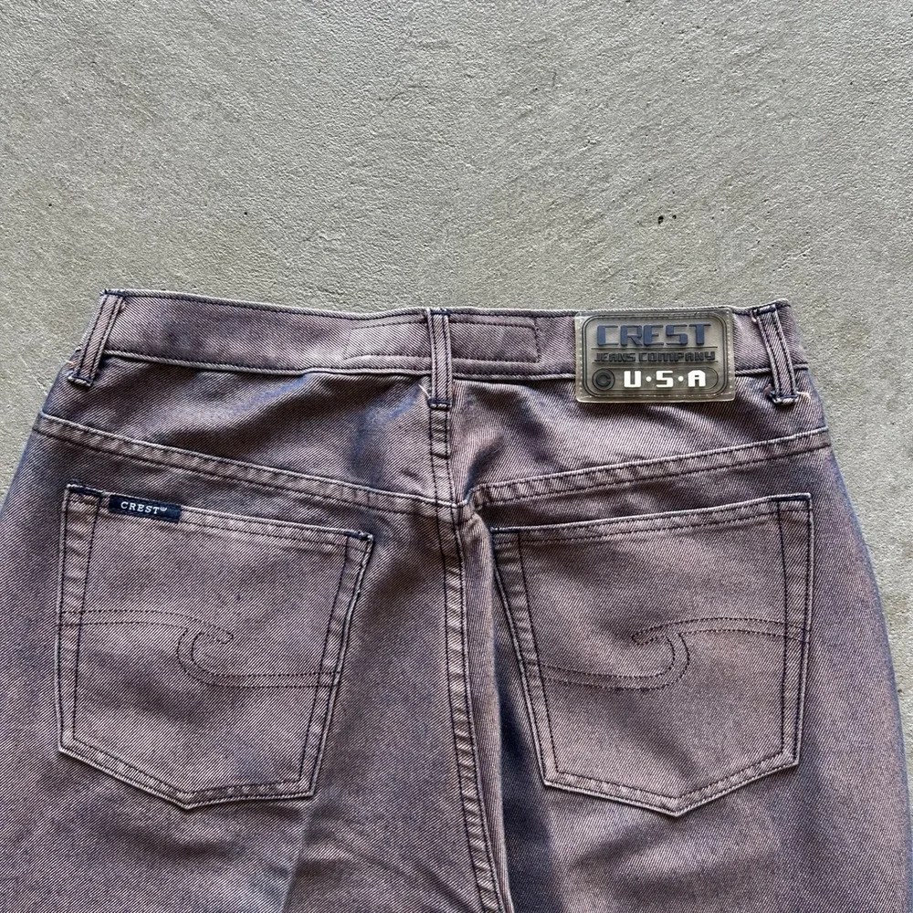 Crest Jeans pit 24