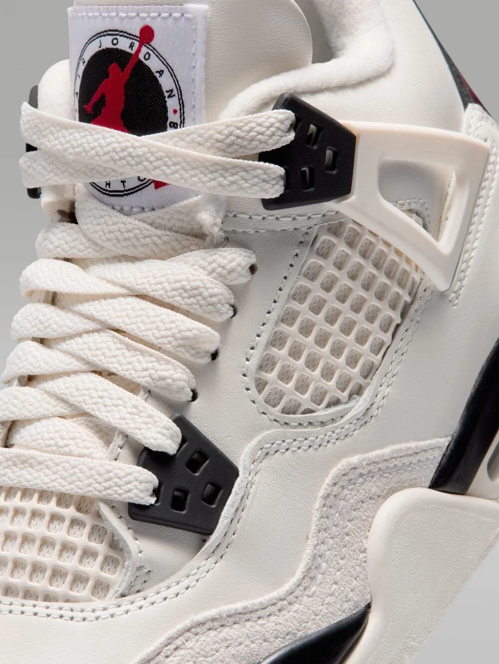 Jordan women air