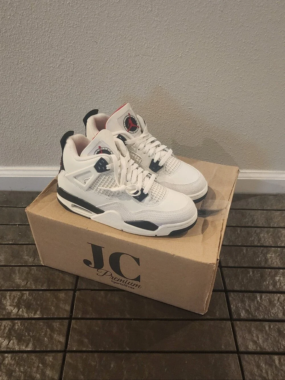 Jordan women air