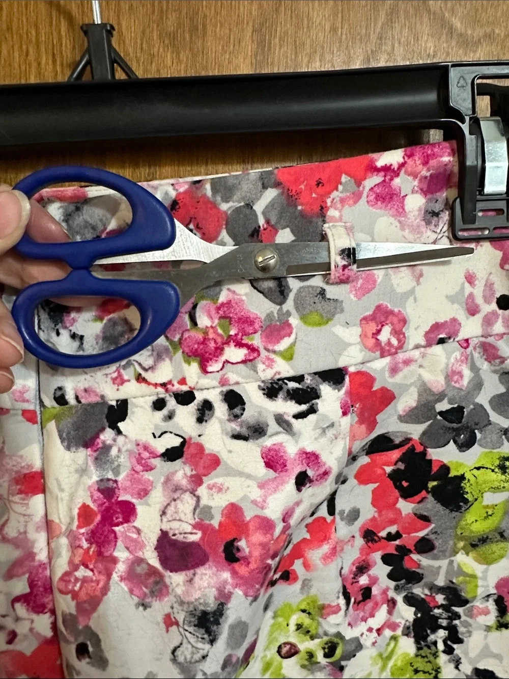 Liz Claiborne floral pencil