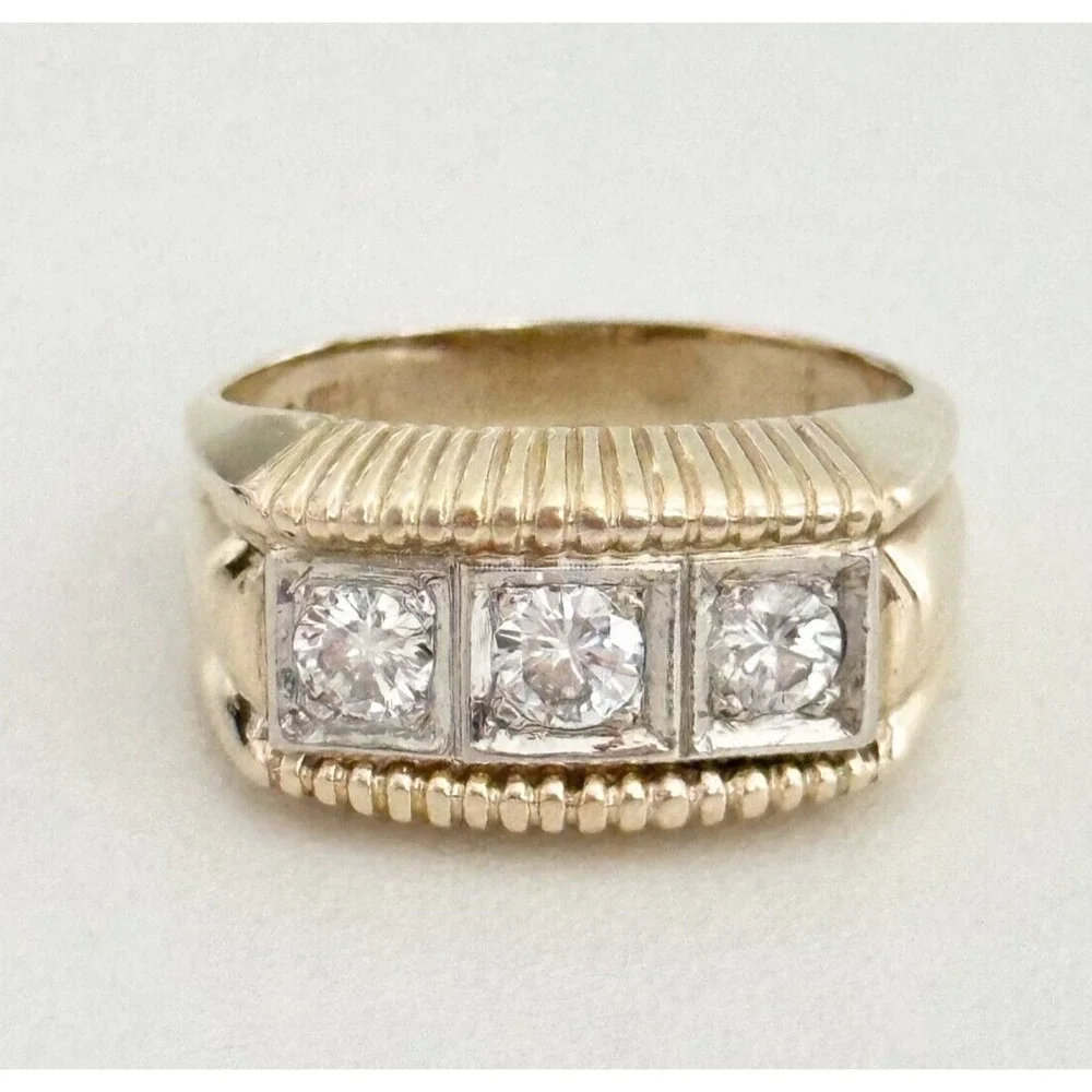 14K Yellow Gold Diamond Three Stone Men's Wedding Band Ring Size 10