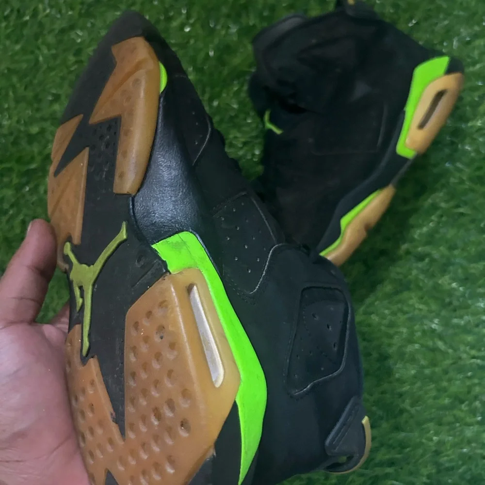 Air Jordan 6 Electric Green Size 7Y GS Used No Box