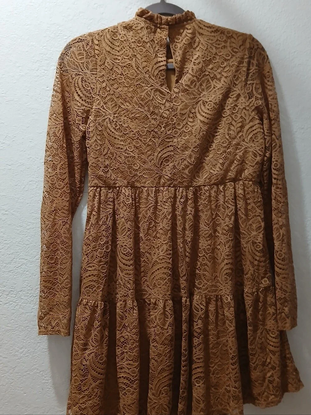Forever 21 intricate lace
