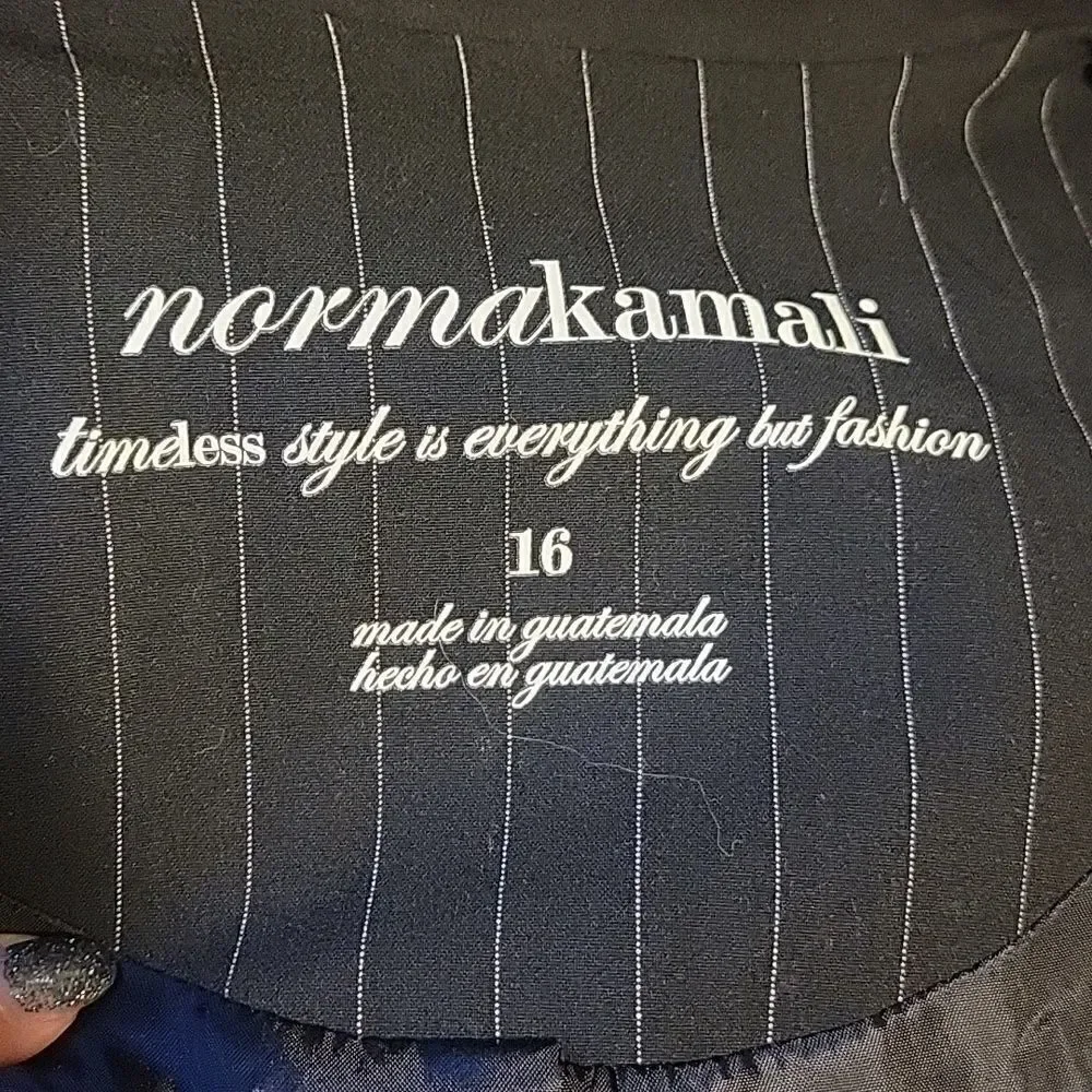 Norma Kamali single breastfed