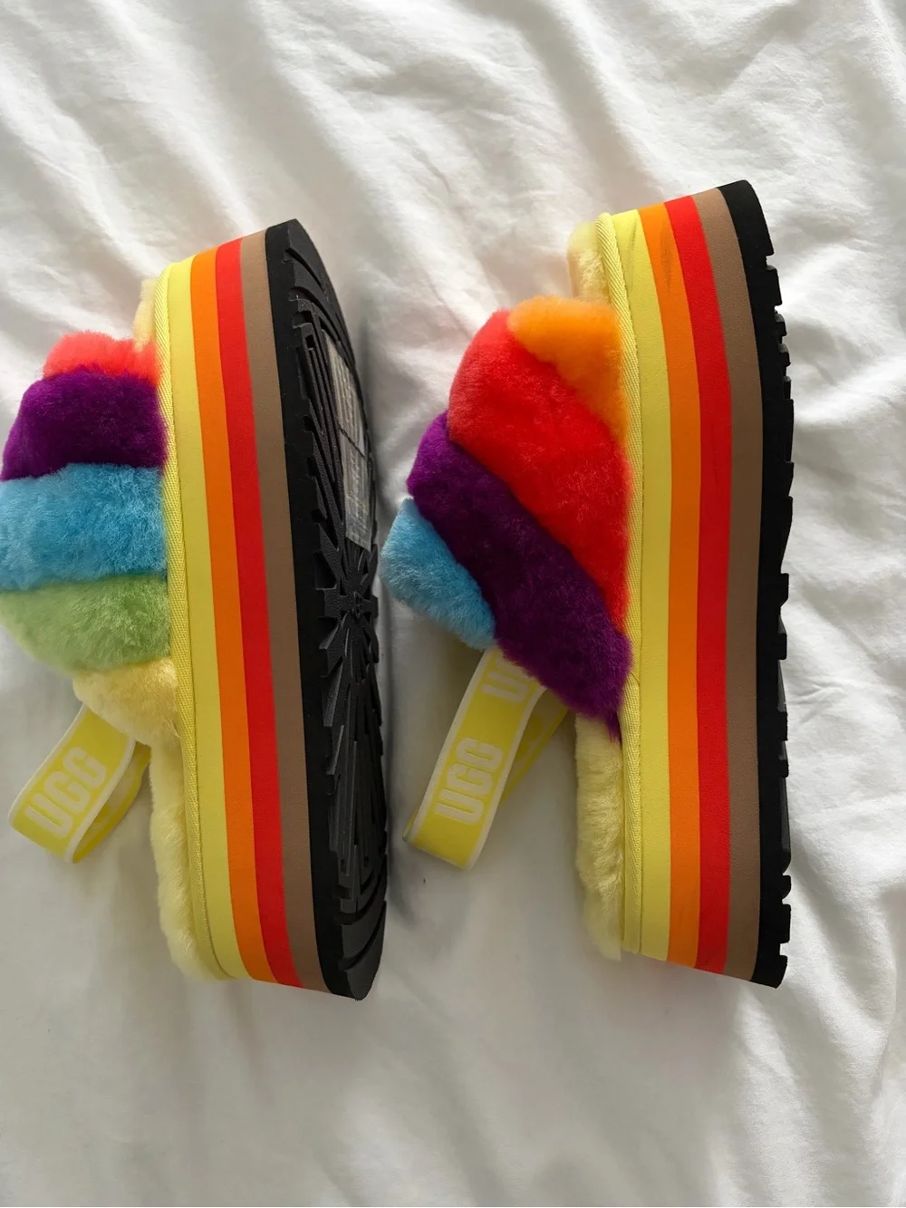 UGG new never