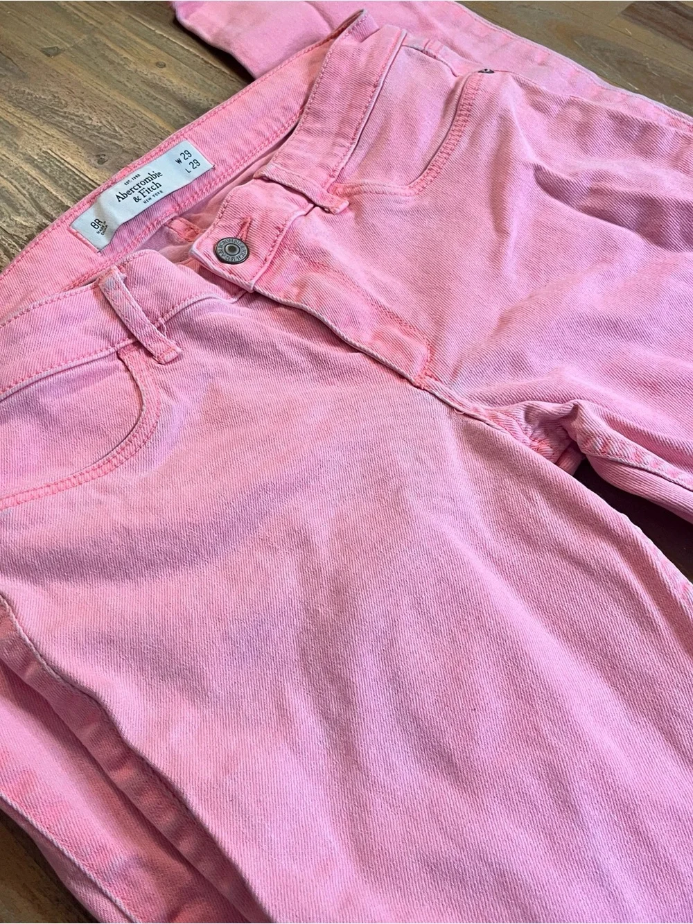 Abercrombie & Fitch pink y2k