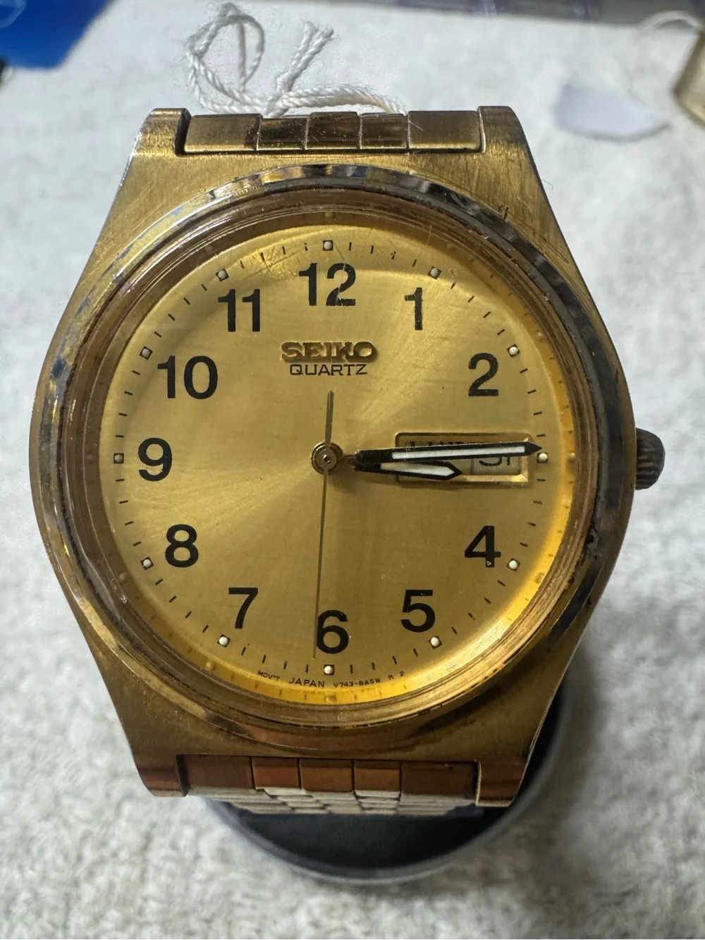 Seiko Gold Tone Quartz Watch with Black Numerals