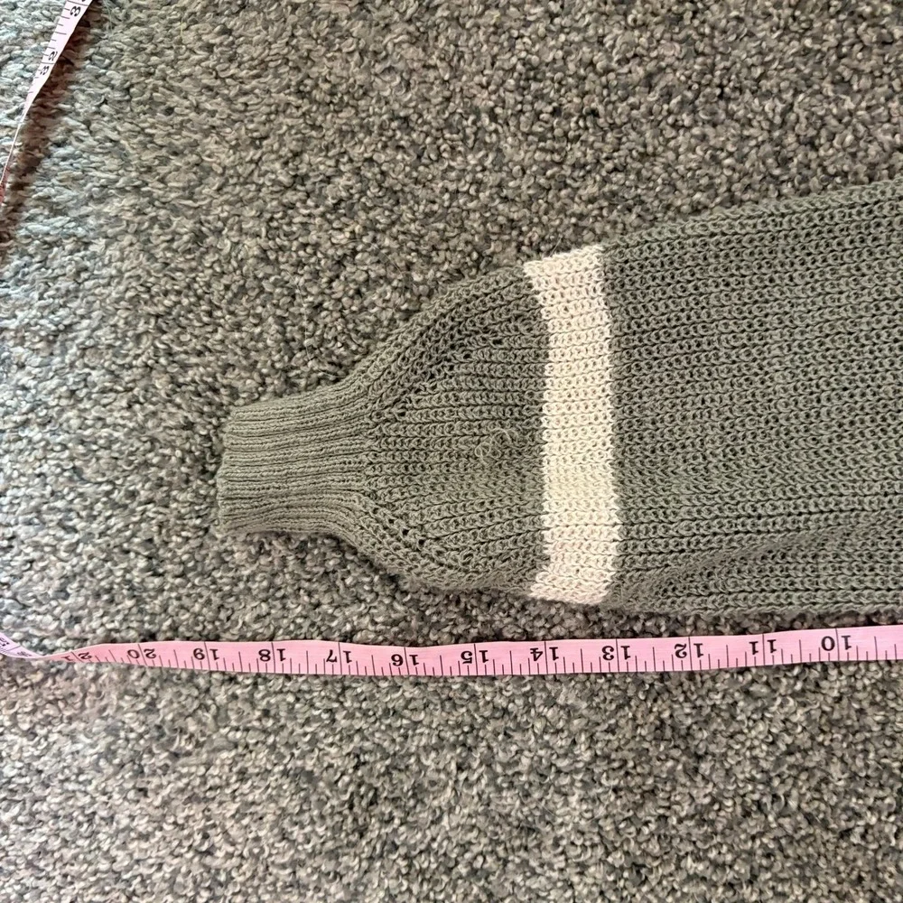 American Eagle Outfitters lightweight knit