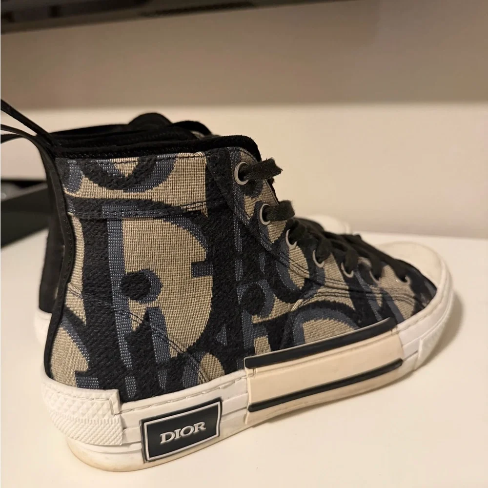 Dior b23 high