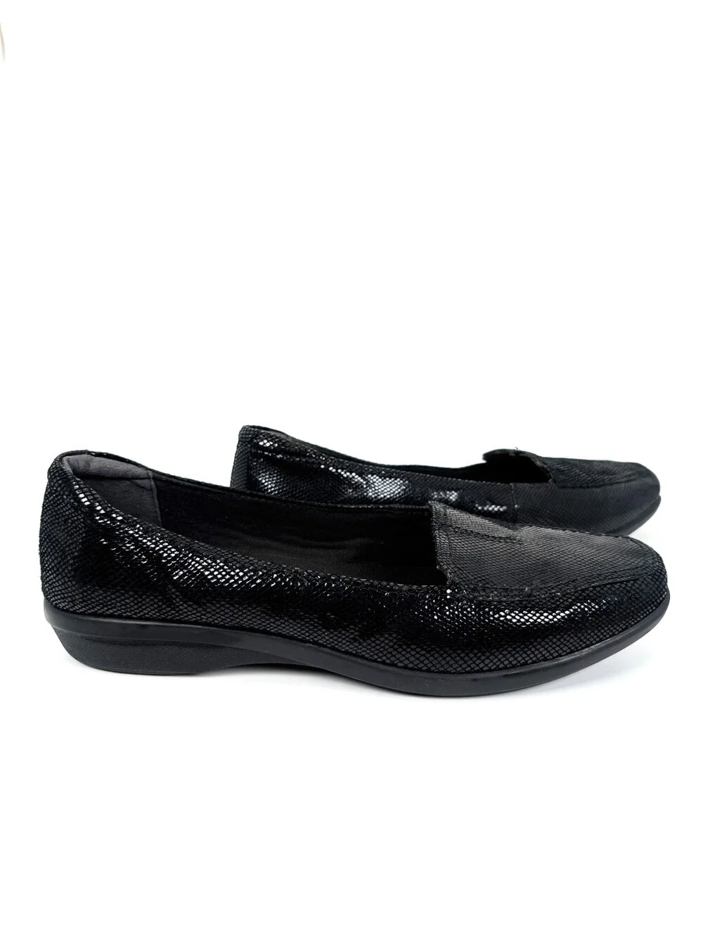 Clarks Collection Black Embossed Leather Loafers Snake Print Flat Loafers 6.5
