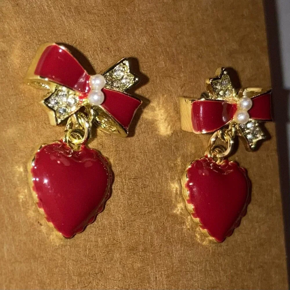 None red bow