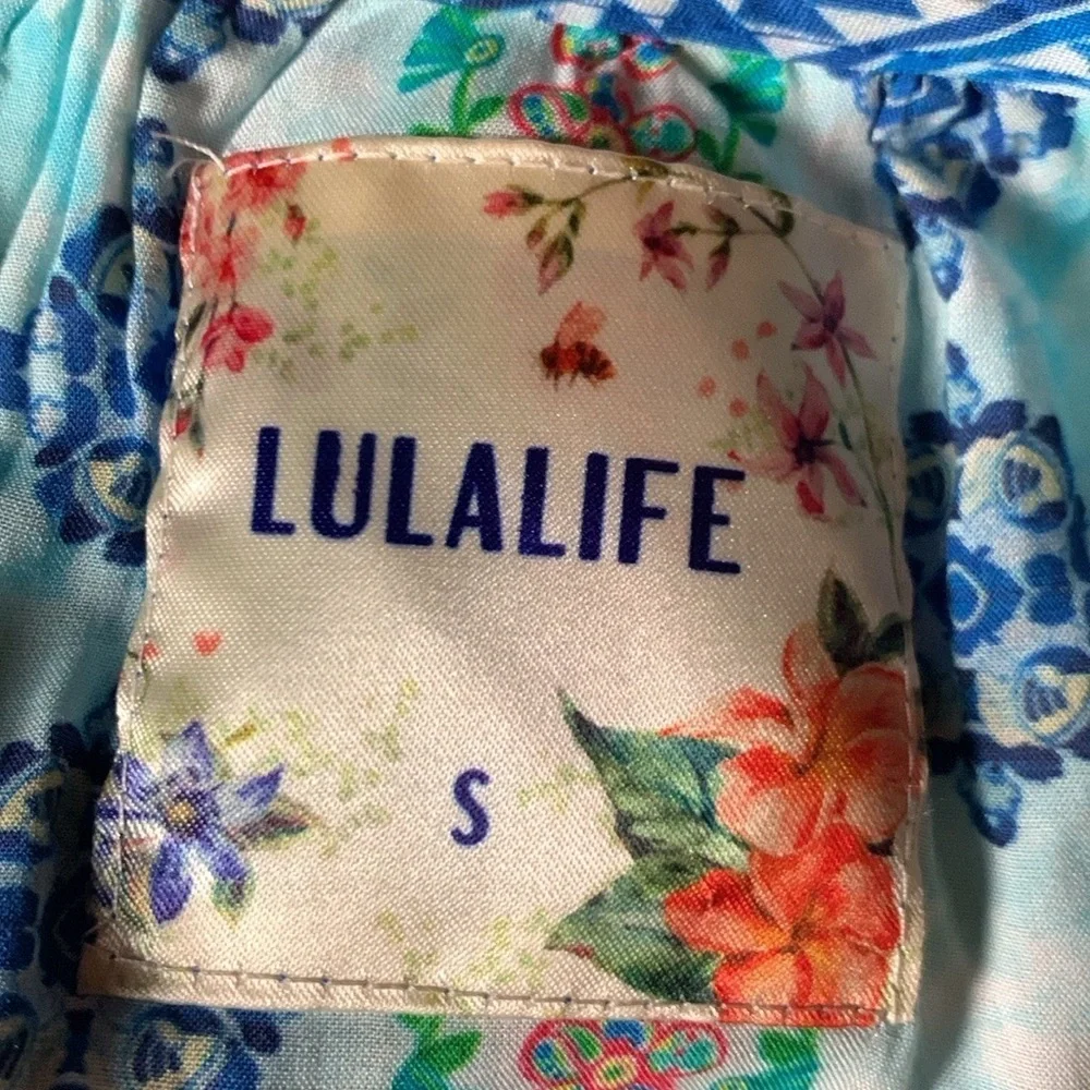 Lulalife blouse size