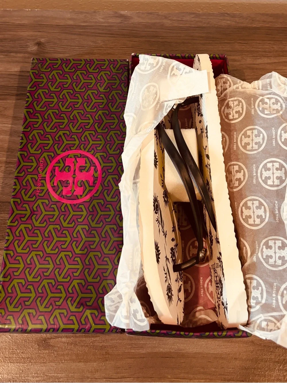 Tory Burch tory burch