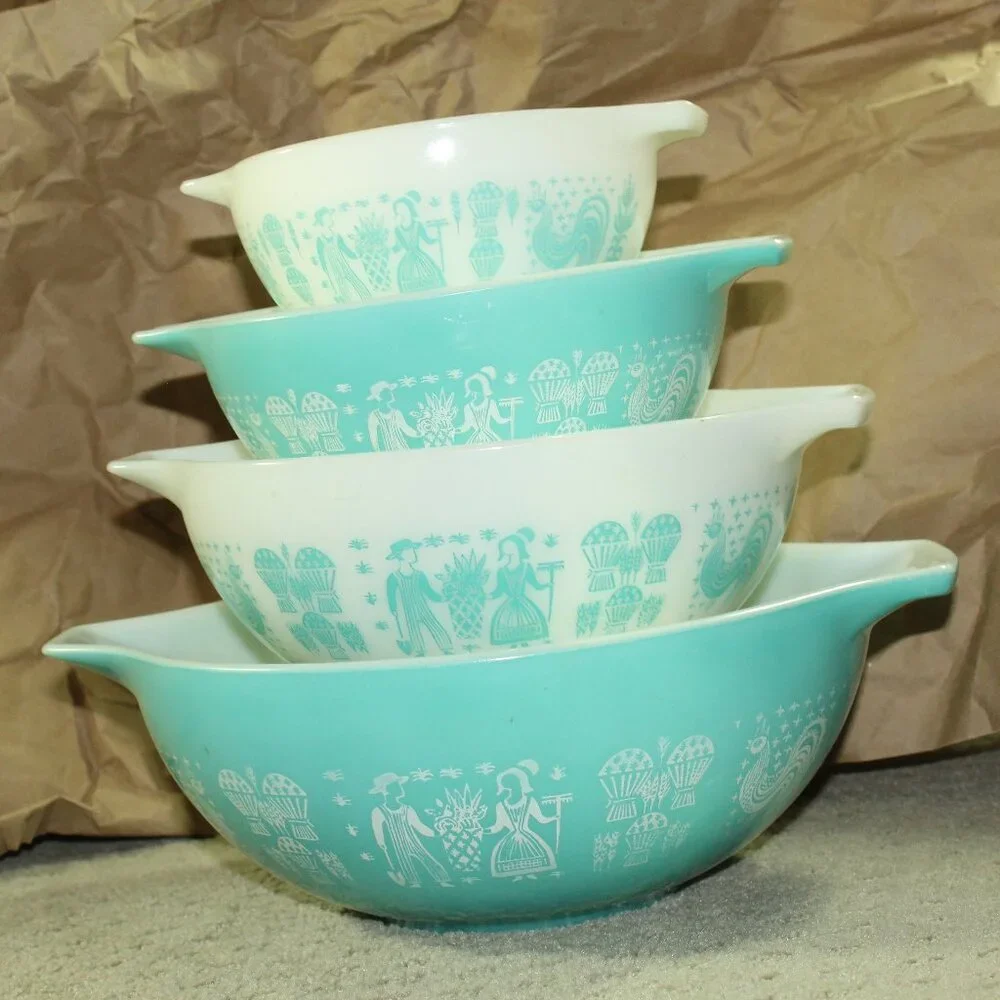 Vtg PYREX AMISH BUTTERPRINT Cinderella Mixing Nesting Bowl SET 441 442 443 444