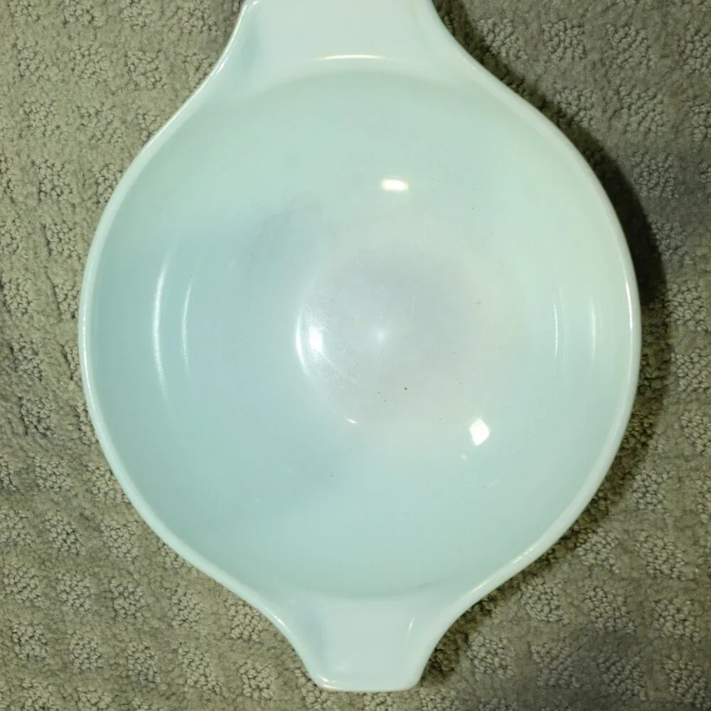 Pyrex vtg amish