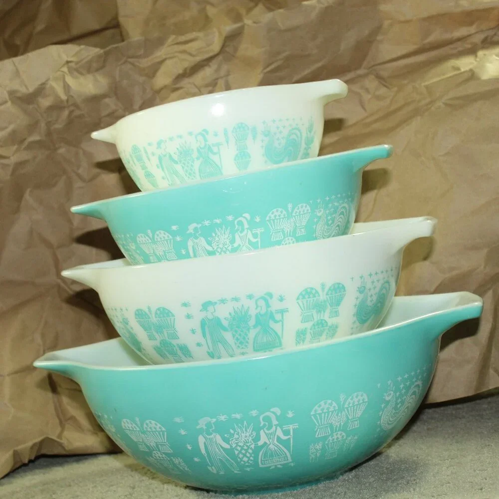 Pyrex vtg amish