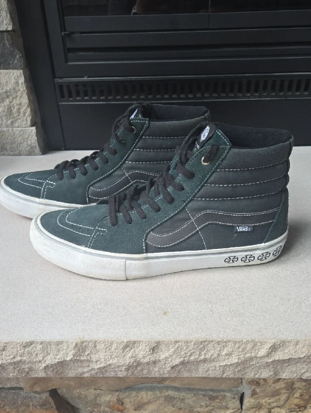 Vans classic mid