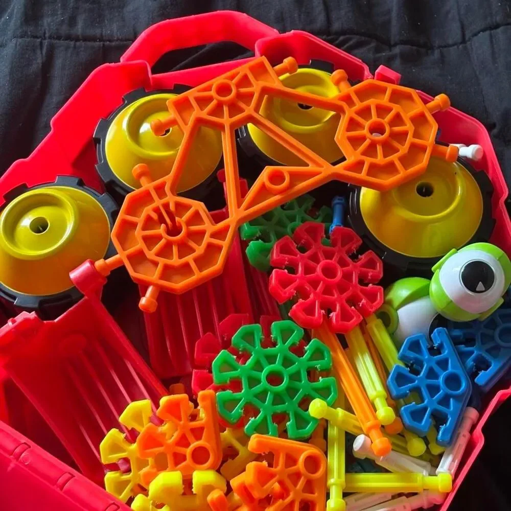 k-nex kid k’nex